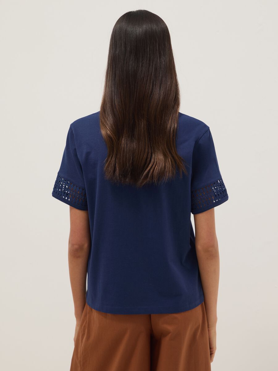 T-shirt blu a maniche corte in puro cotone_3