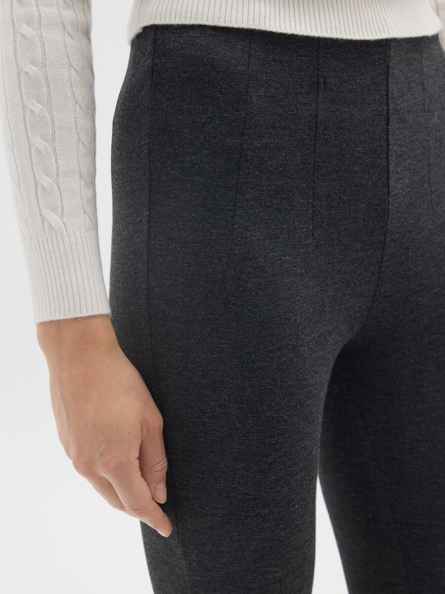Leggings nero elasticizzati_3