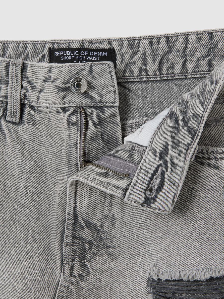 Women's grey pure cotton regular fit shorts_1