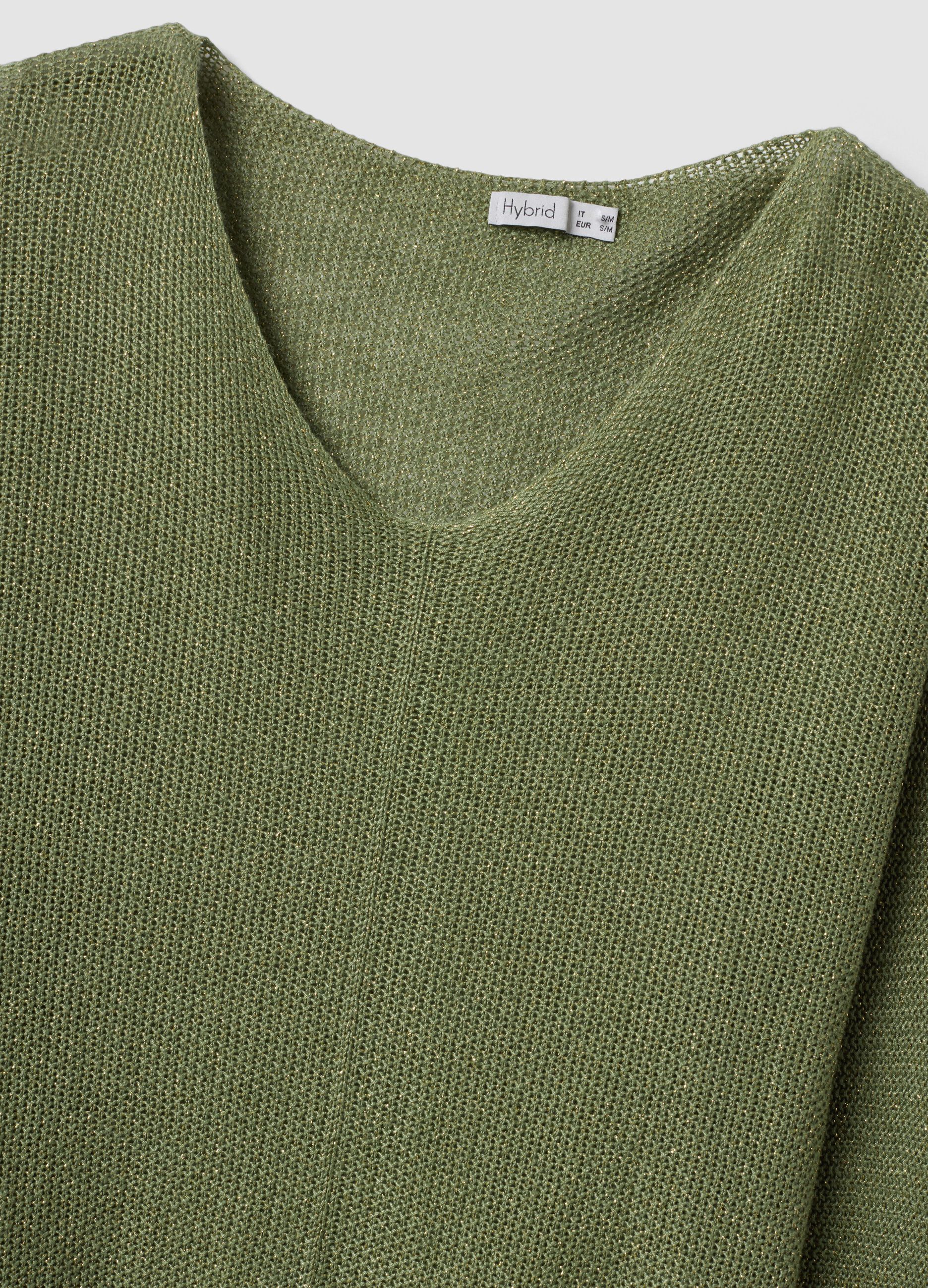 Green V-neck top in viscose and linen blend