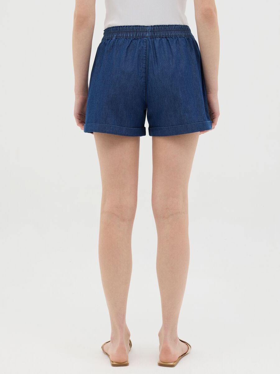 Denim shorts with elasticated waist_3