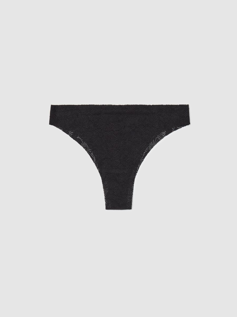 Brazilian-cut briefs in lace with geometric motif_4