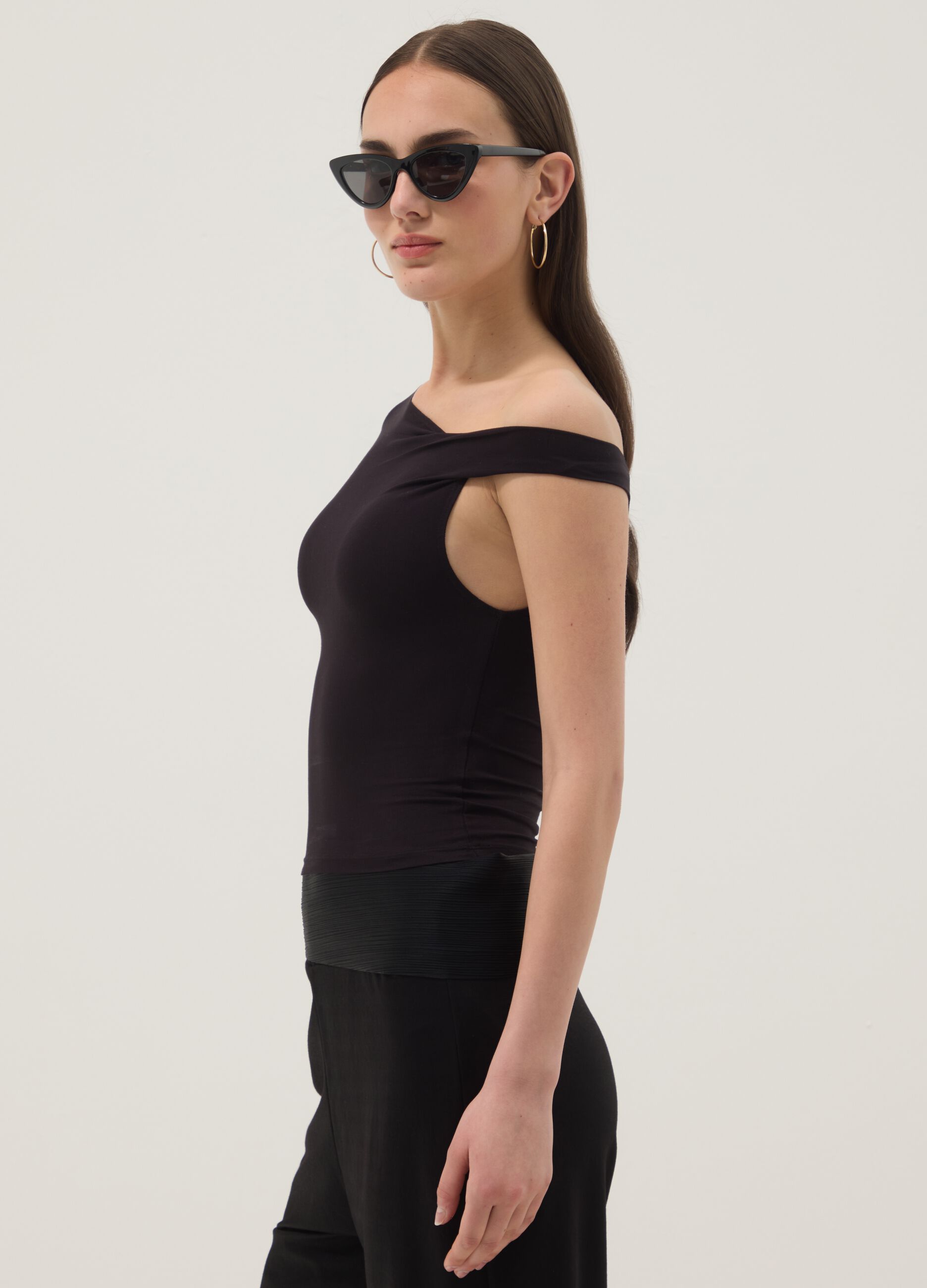 Black stretch viscose T-shirt with wide neckline