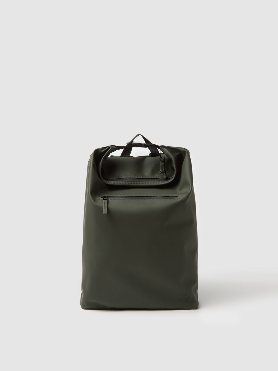 Green Backpack with Internal Pockets_0