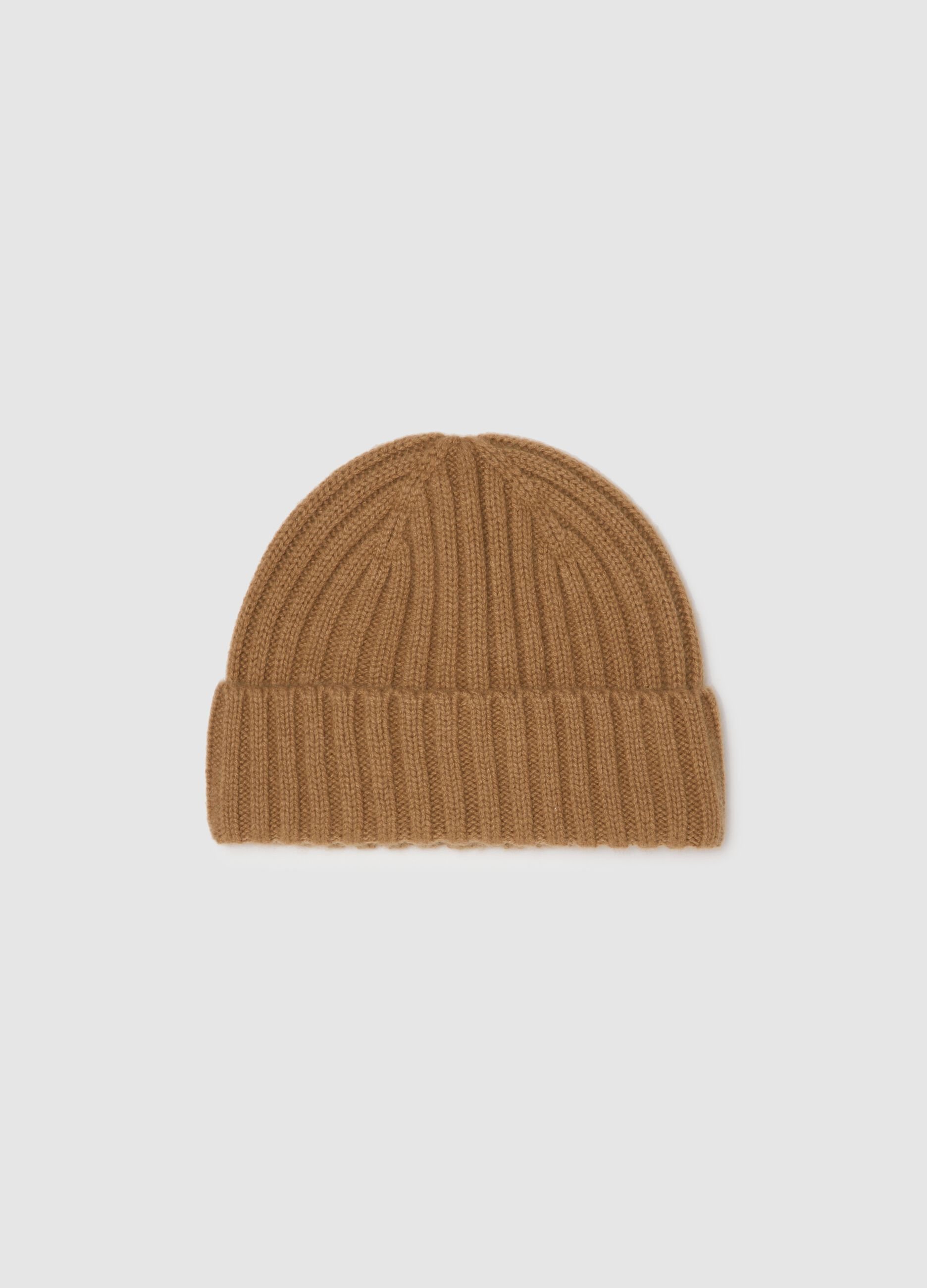 Brown hat in pure cashmere