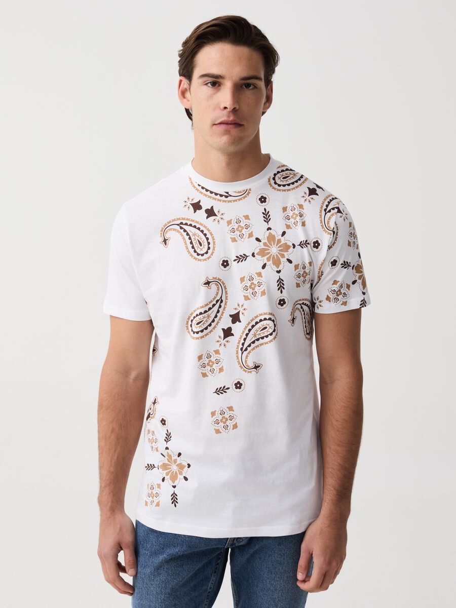 Cotton T-shirt with paisley print_0