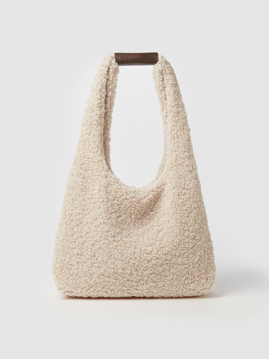 Hobo bag in sherpa_1