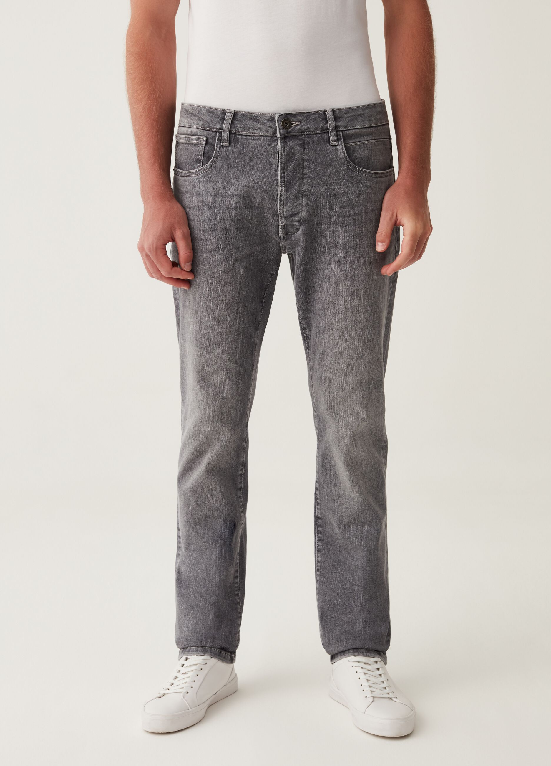 Jeans slim fit stretch con scoloriture_1