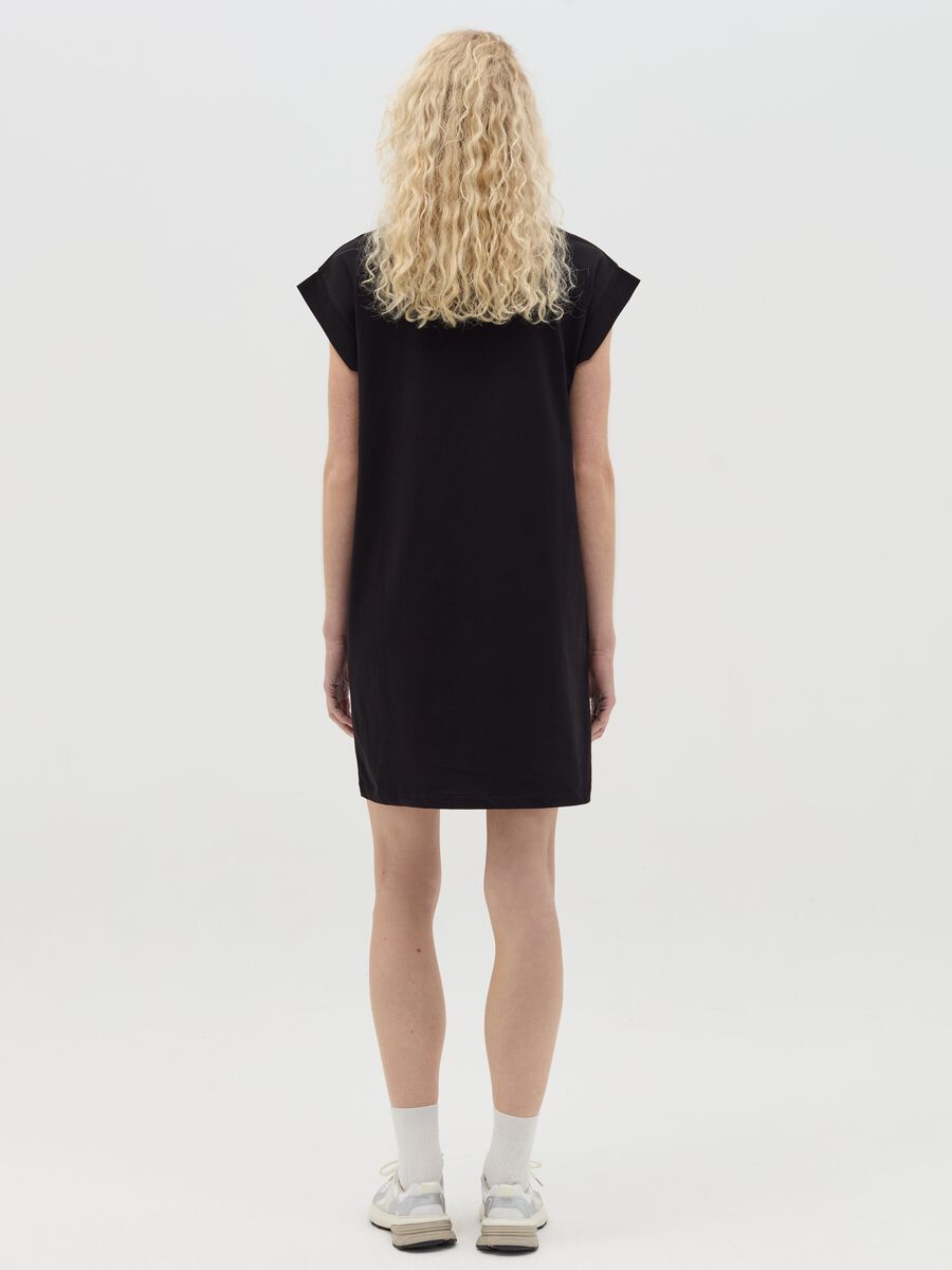 Essential black cotton T-shirt dress_3