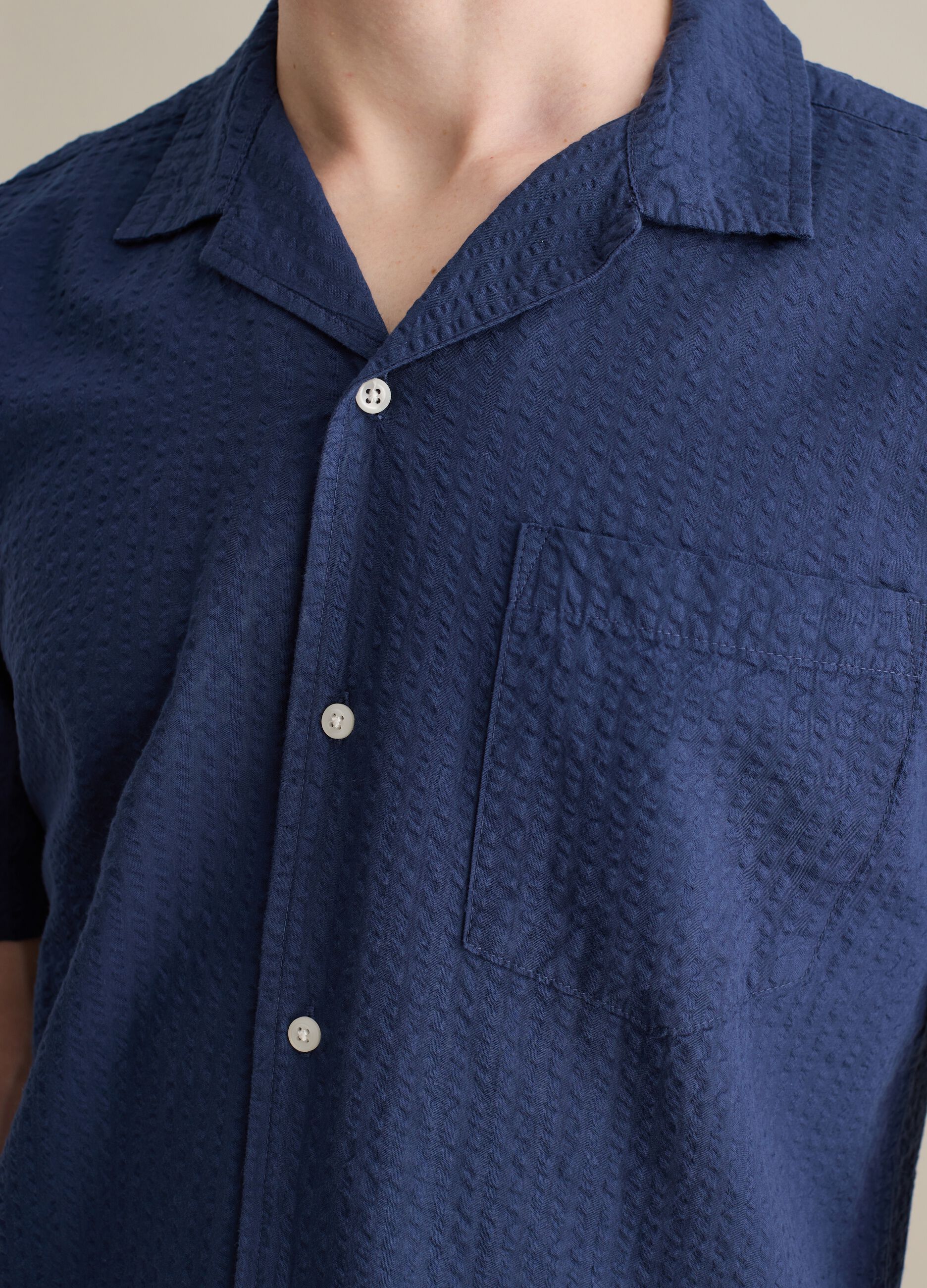 Camicia da uomo in puro cotone blu regular fit con colletto bowling