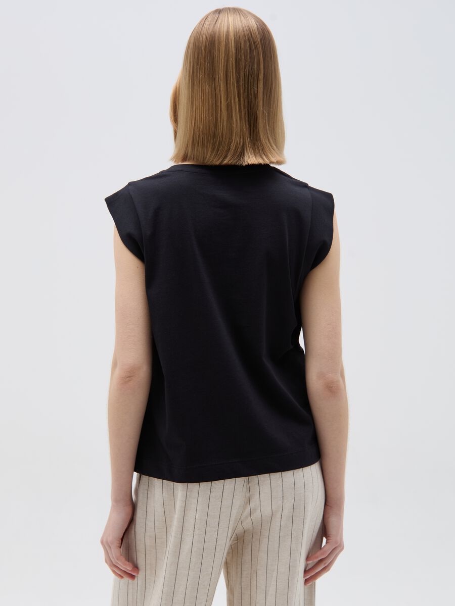 Relaxed-fit sleeveless T-shirt_2
