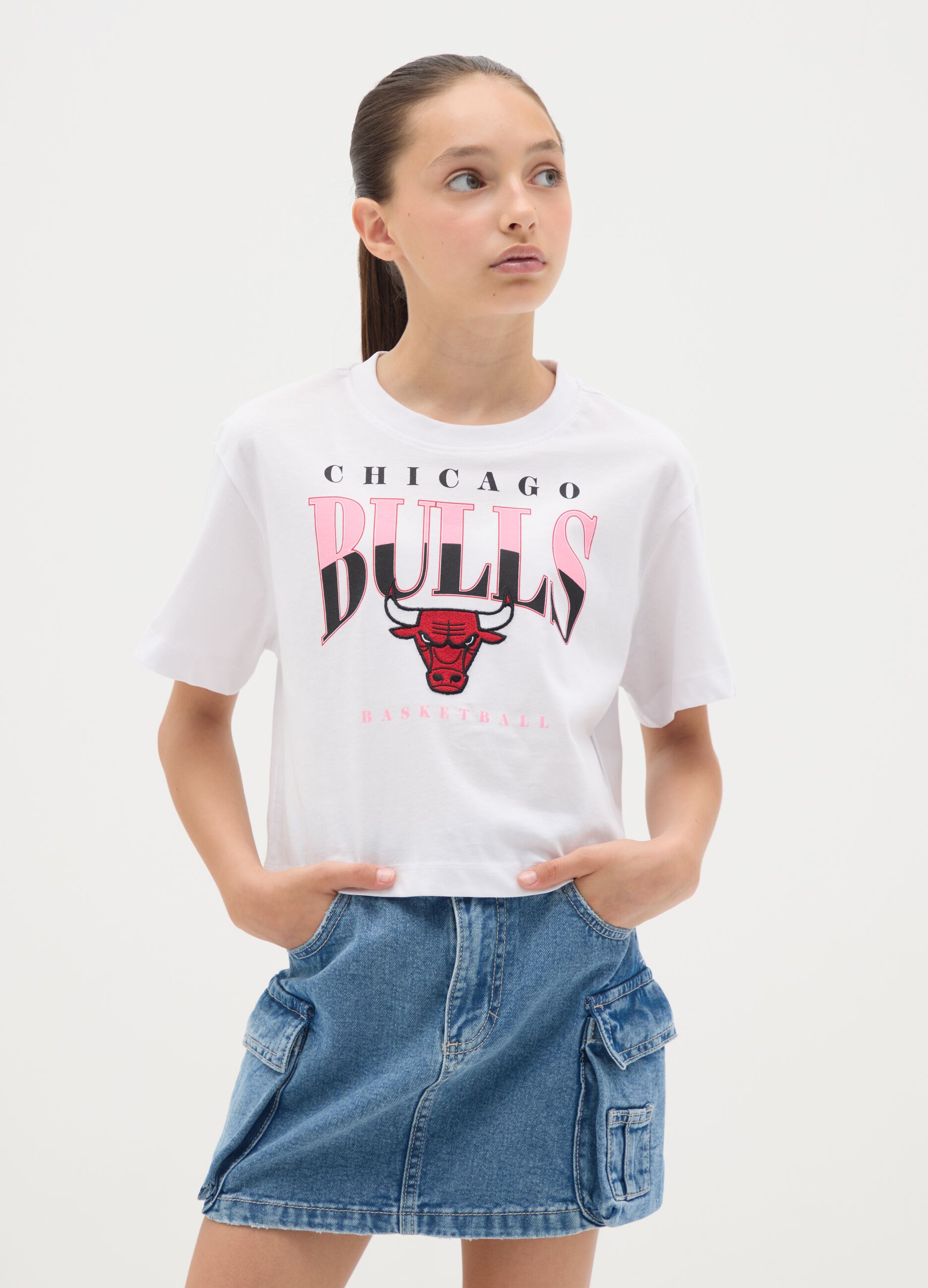 T-shirt bianca crop in cotone NBA Chicago Bulls