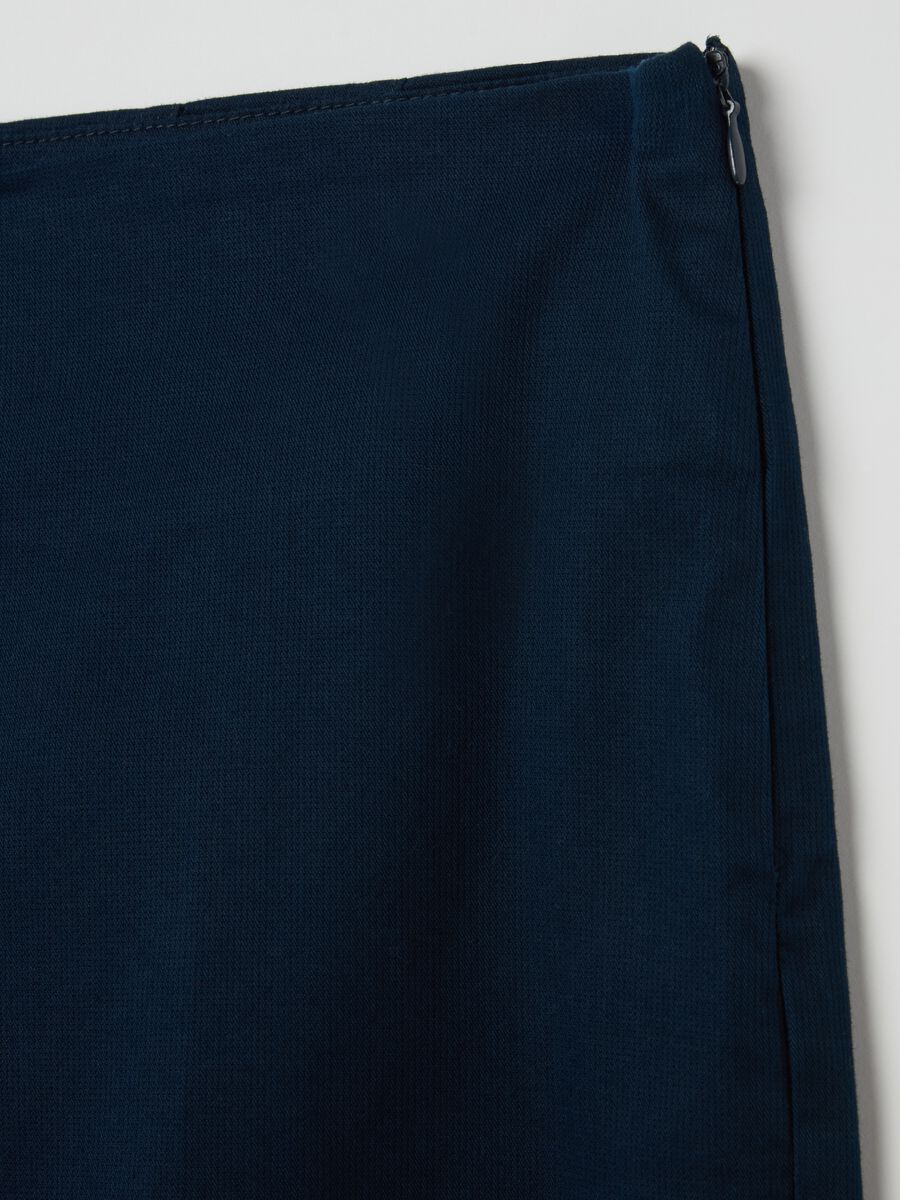 Blue cropped cigarette trousers_5