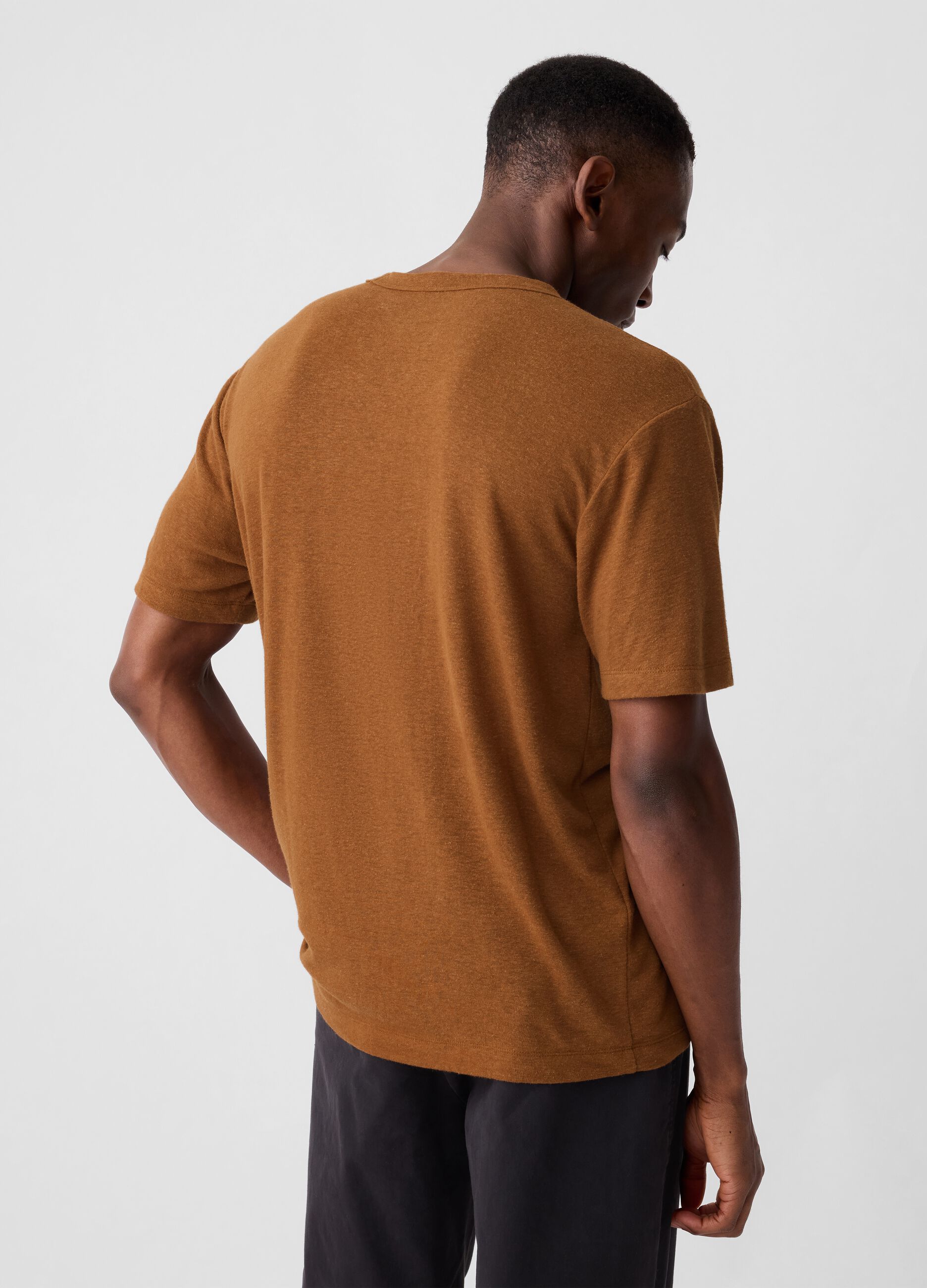 T-shirt in misto lino