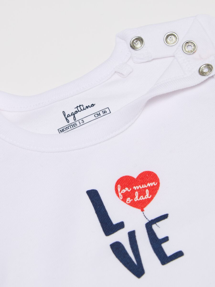 Two-pack bodysuits in organic cotton with I Love Mum & Dad print_2