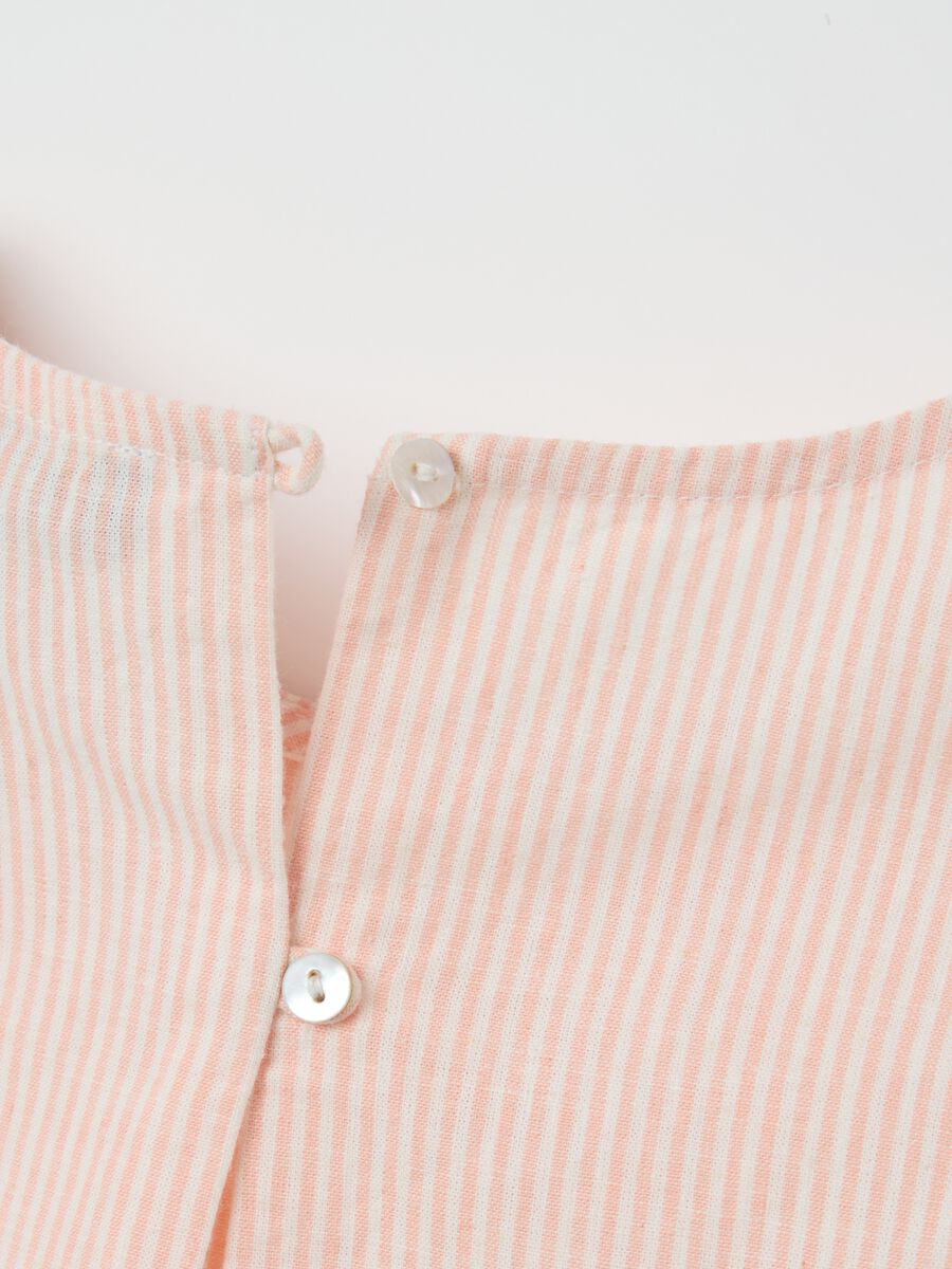 Sleeveless pink striped blouse in cotton and linen_2
