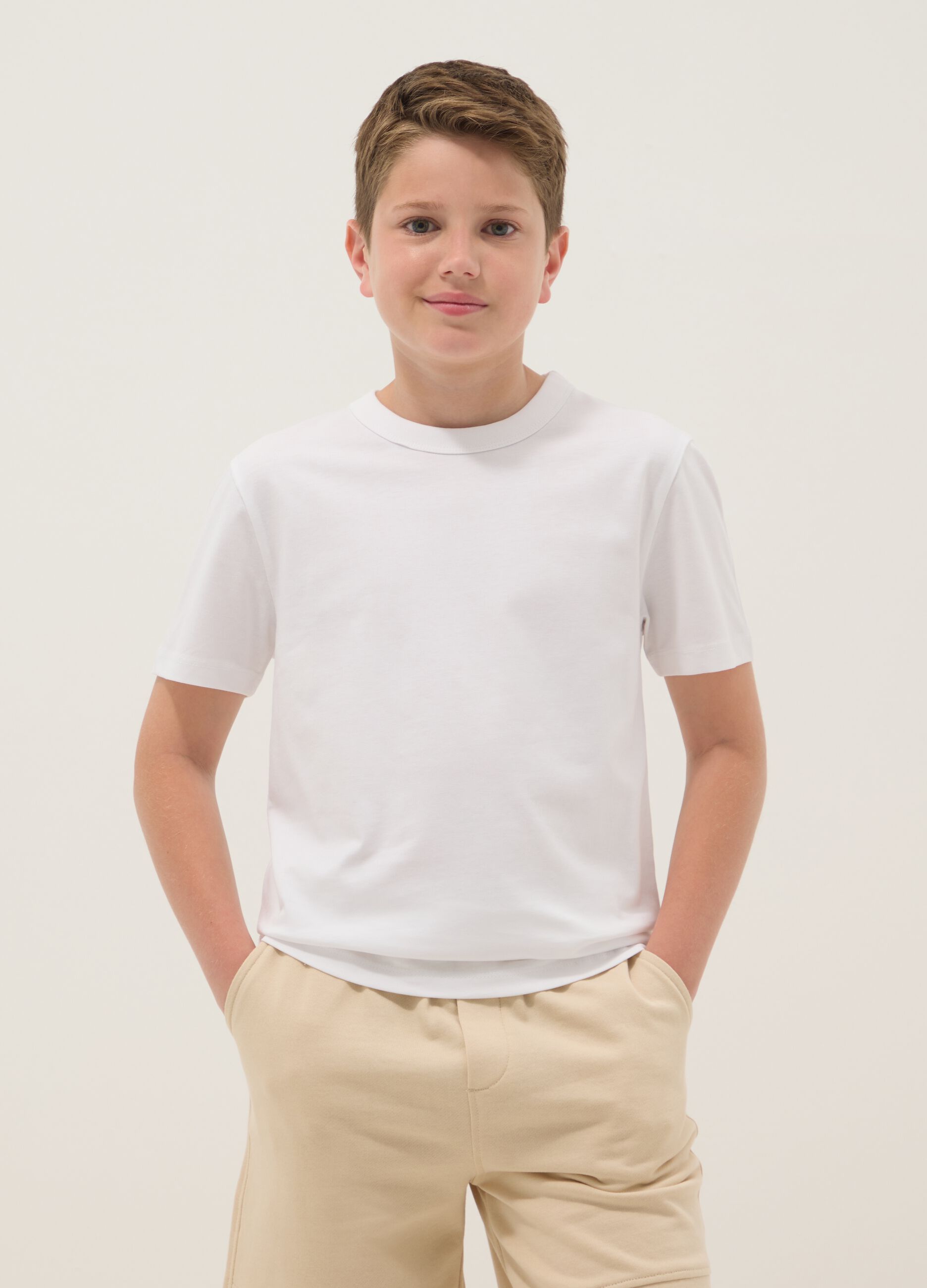 White pure cotton boys&rsquo; T-shirt, regular fit