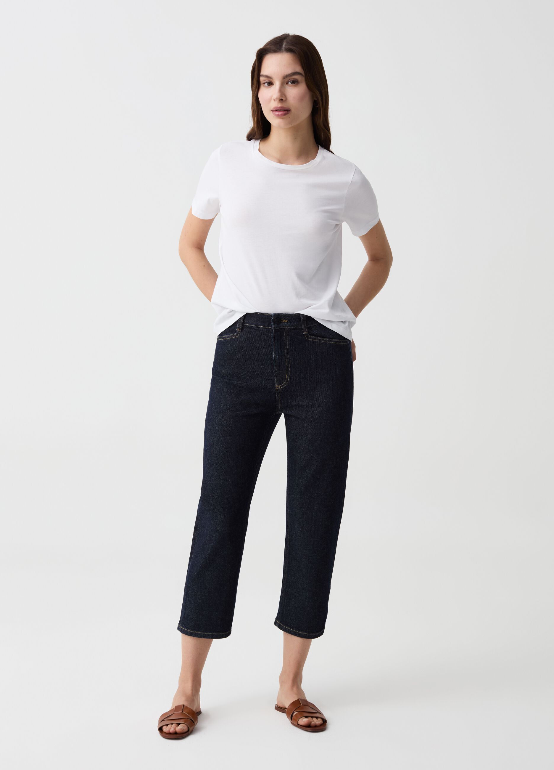 Slim-fit rinsed capri jeans