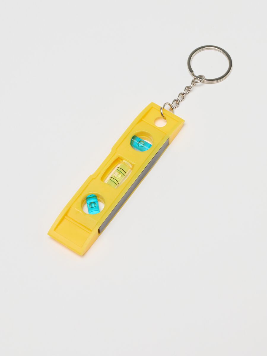 Yellow steel keychain with level_1