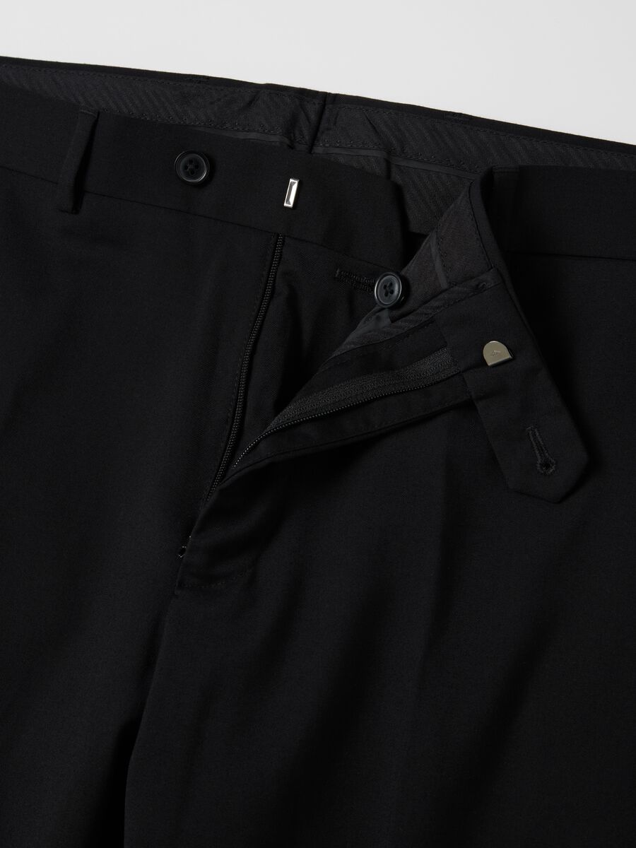 Elegant slim-fit trousers_5