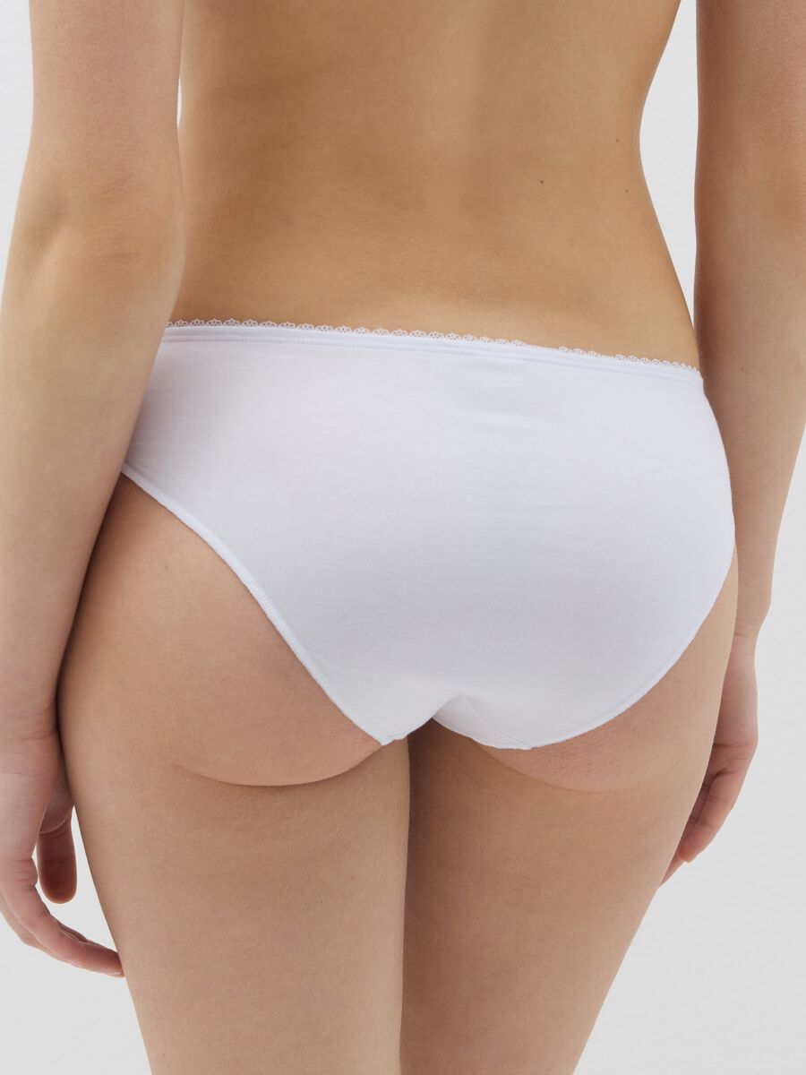 Three-pack briefs with lace_3