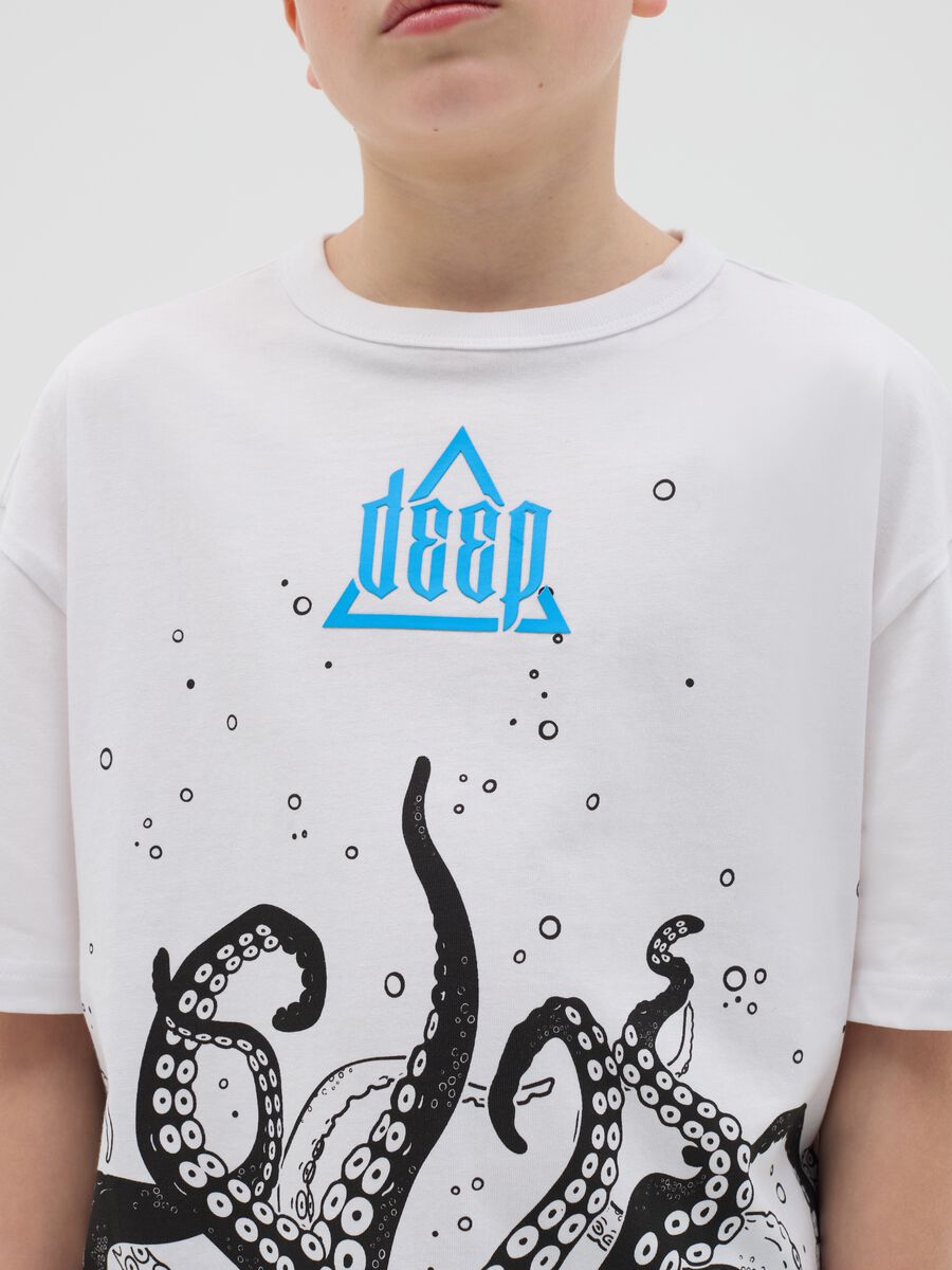 Cotton T-shirt with "Deep" octopus print_1