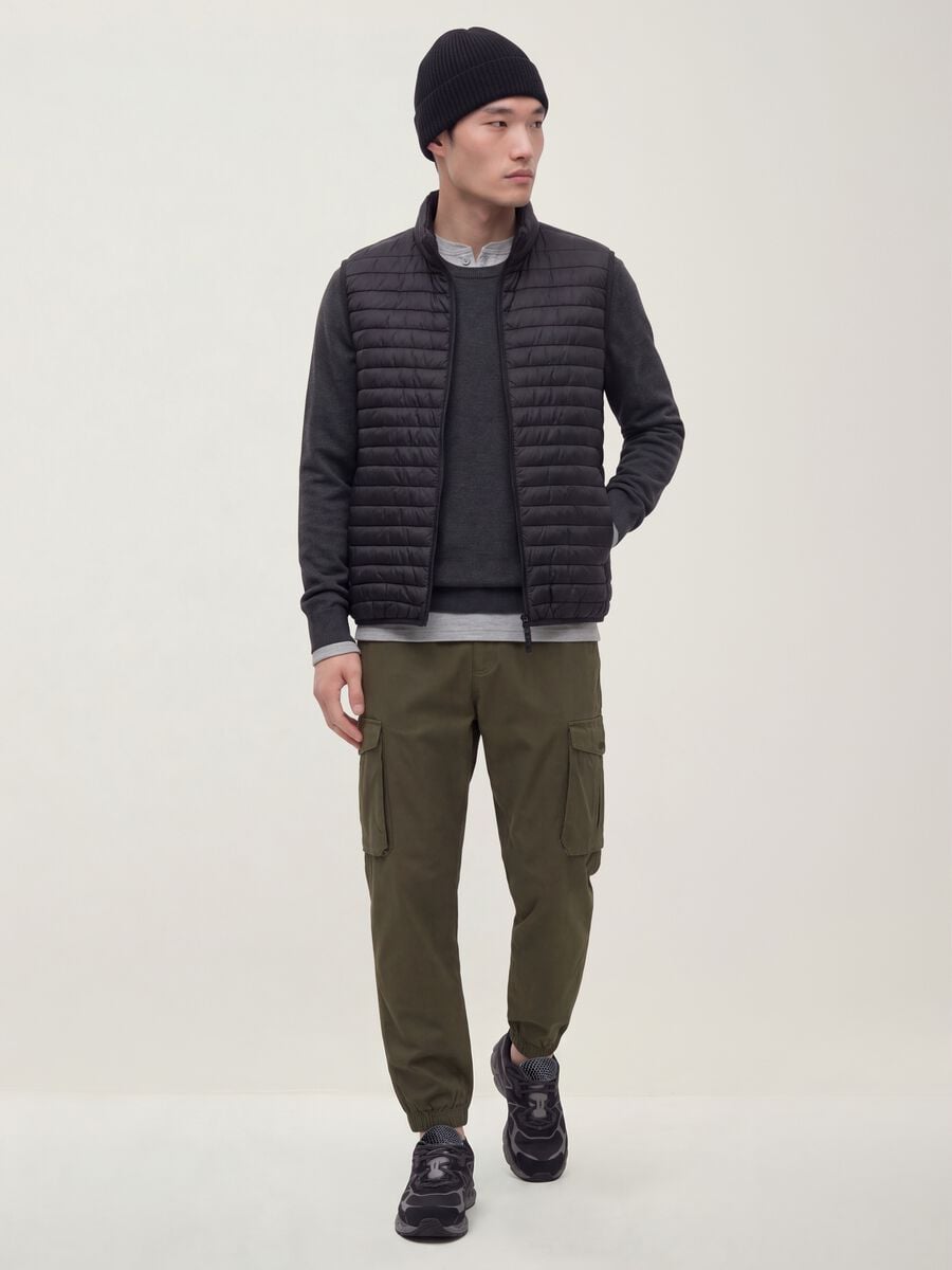 Pantaloni cargo verdi in cotone elasticizzato slim fit_0
