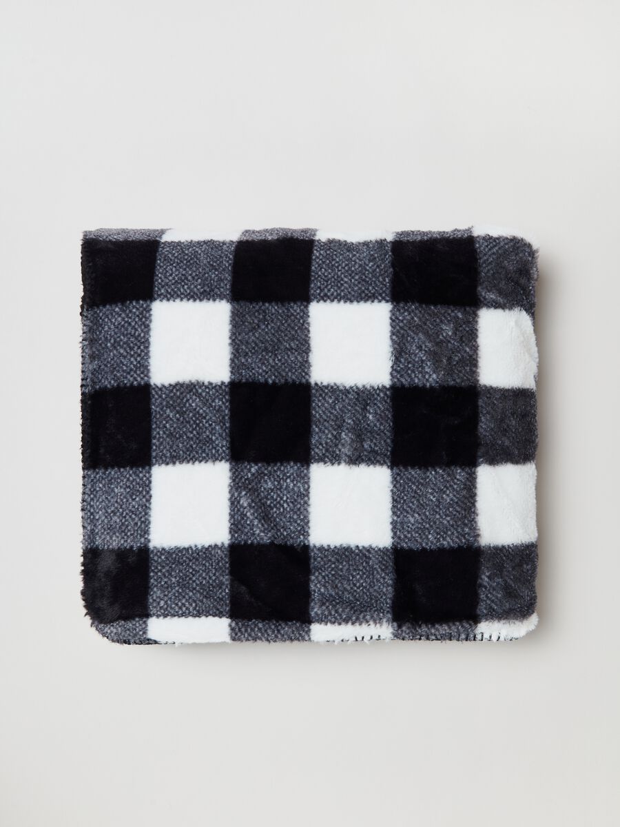 Plaid con fantasia a quadri_1