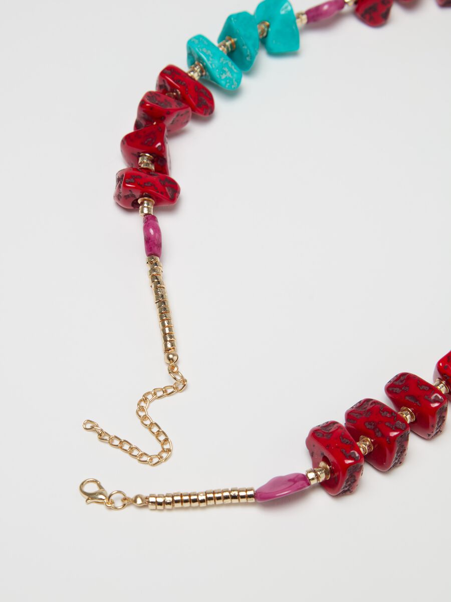Necklace with multicoloured stones_3