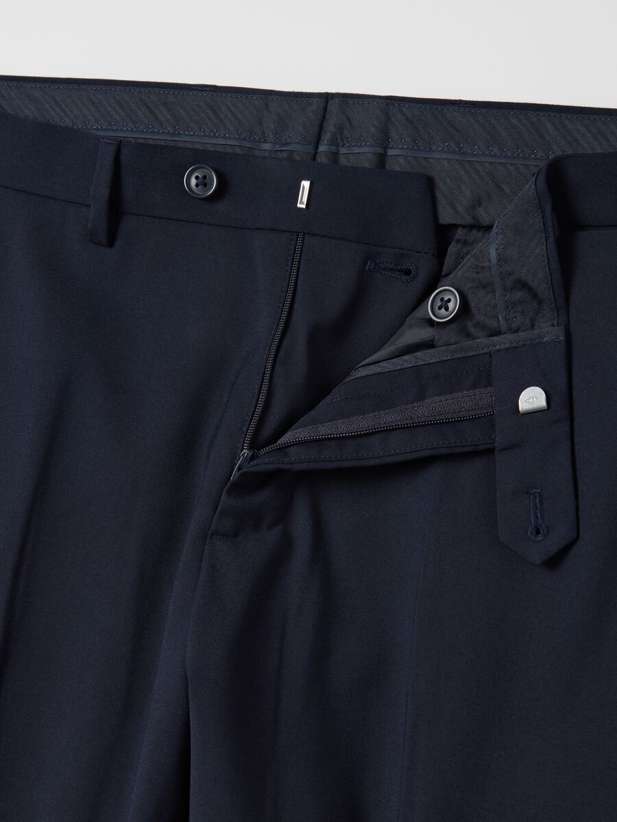 Elegant slim-fit trousers_5