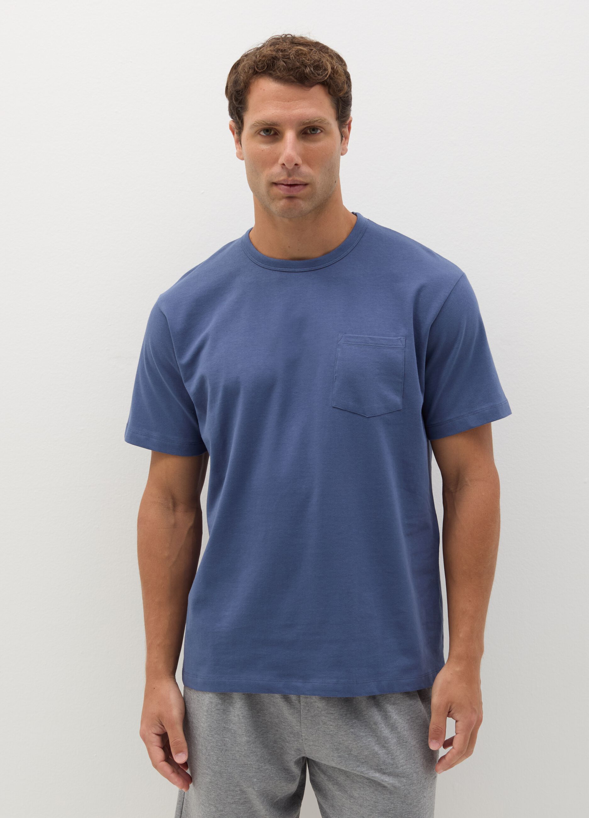 Short pyjamas with T-shirt with pocket
