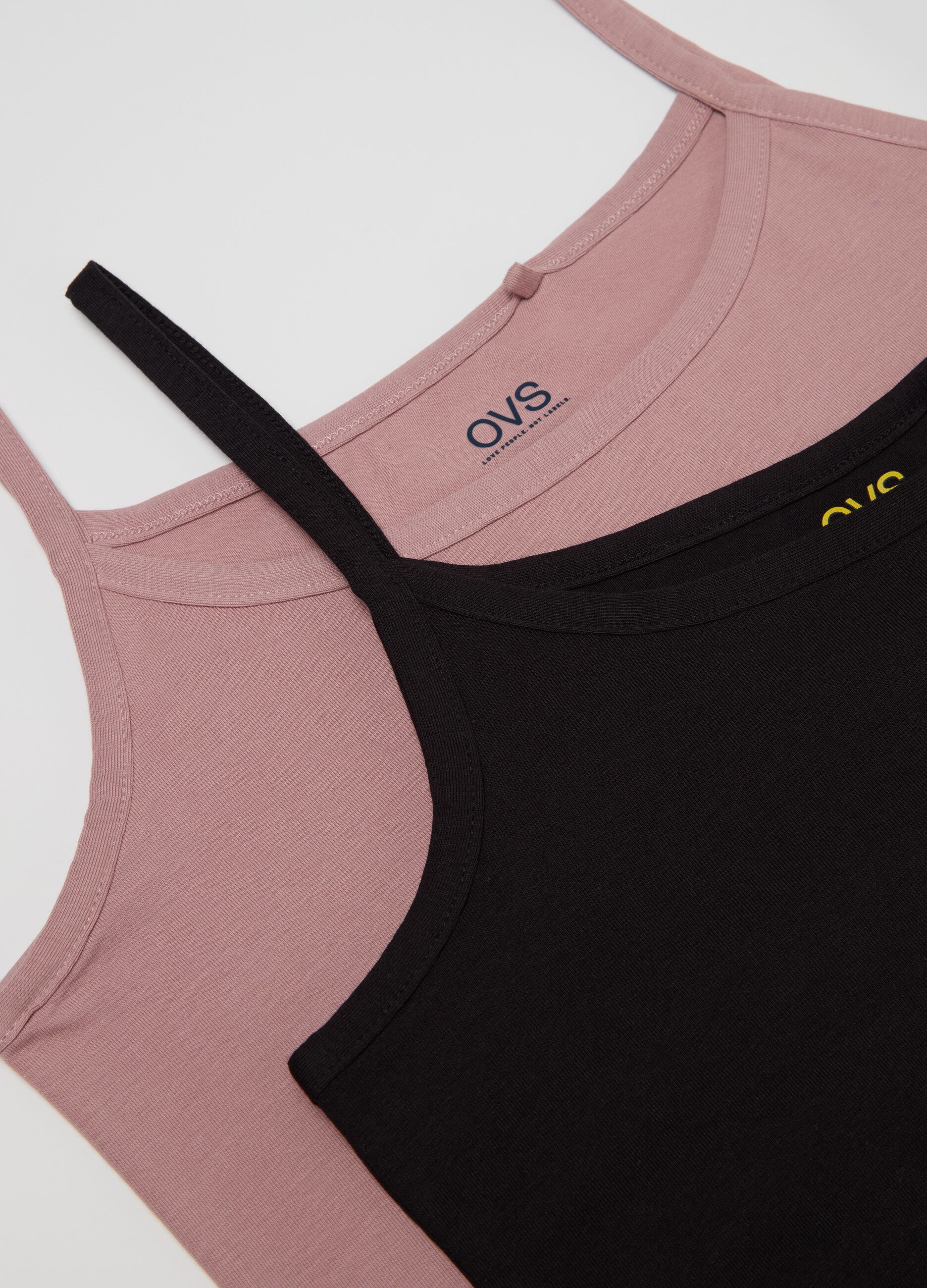 Two-pack vests with round neck