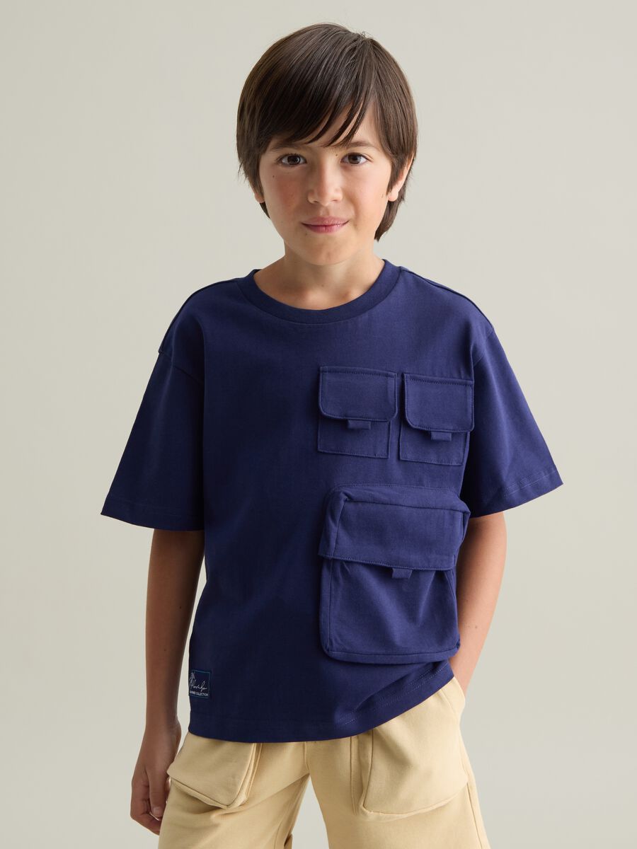 Navy blue T-shirt with pockets_0