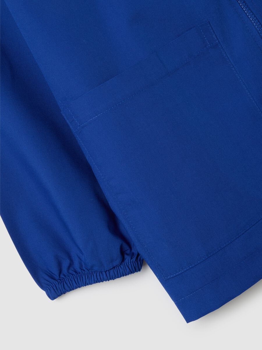 Grembiule da bambino in misto cotone blu con ricamo Superman_3