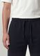 Black cotton-blend shorts with elasticated waist, regular fit_2