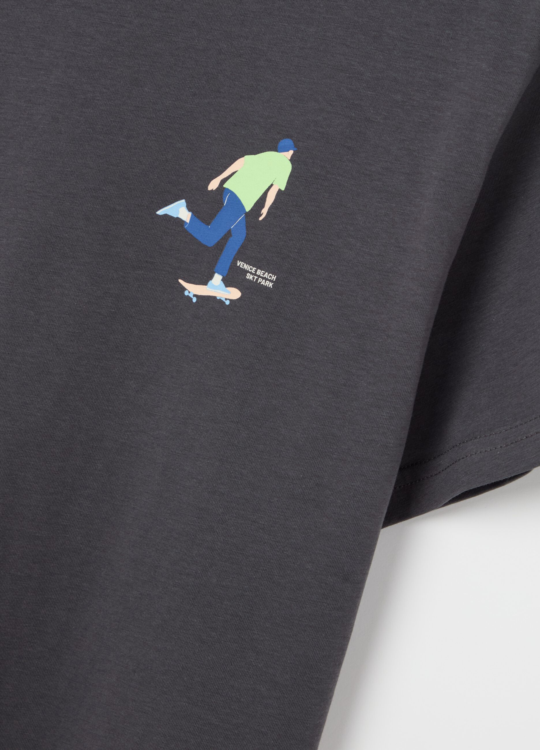 Black T-shirt with Venice Beach print