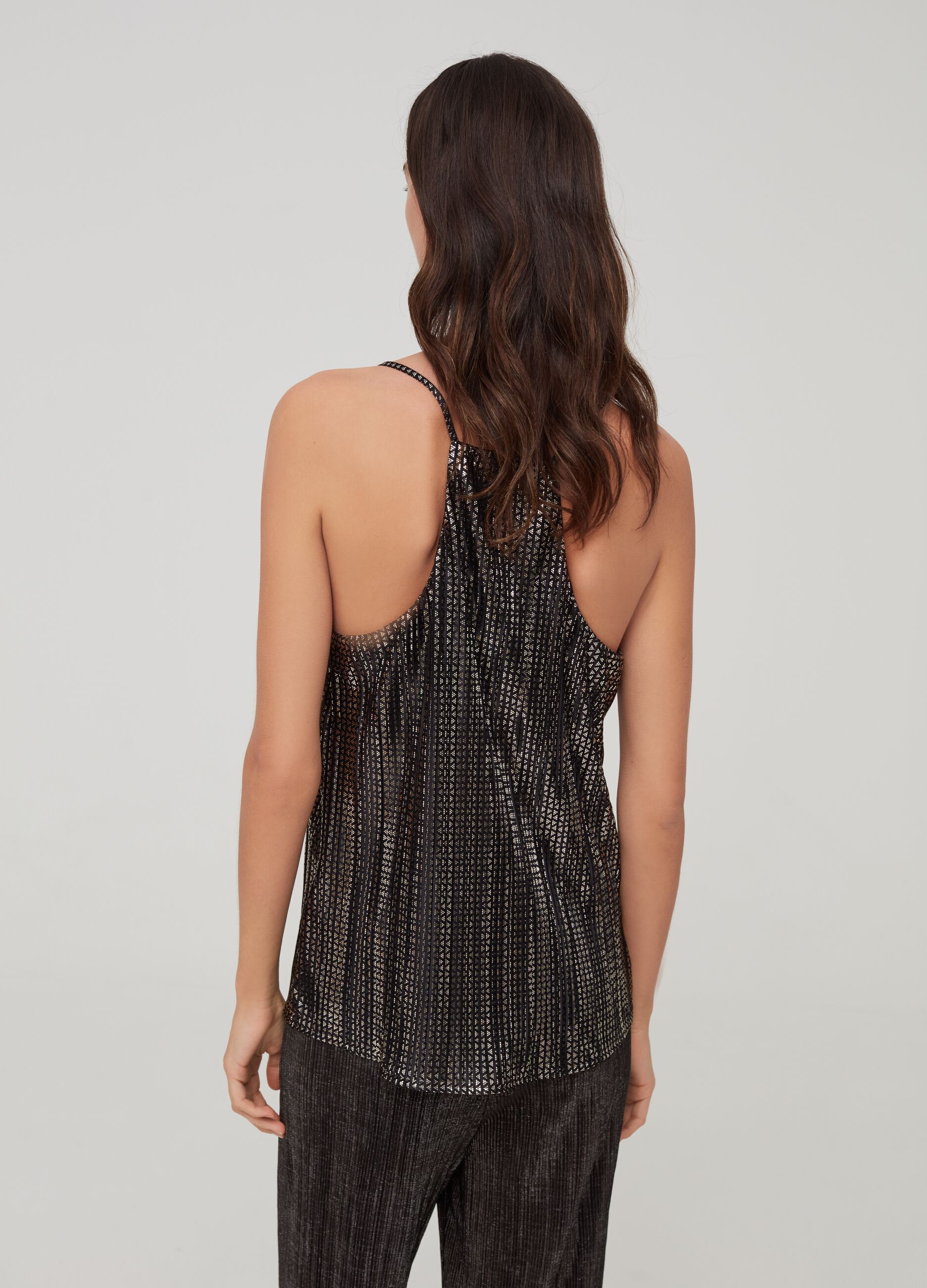 Tank top with lamé triangles pattern