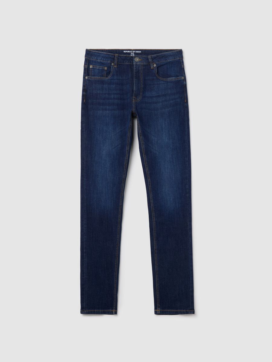 Slim-fit jeans with five pockets_4