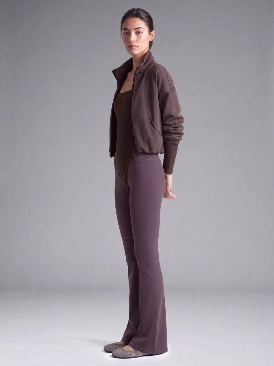 Leggings viola flare in tessuto elasticizzato_1
