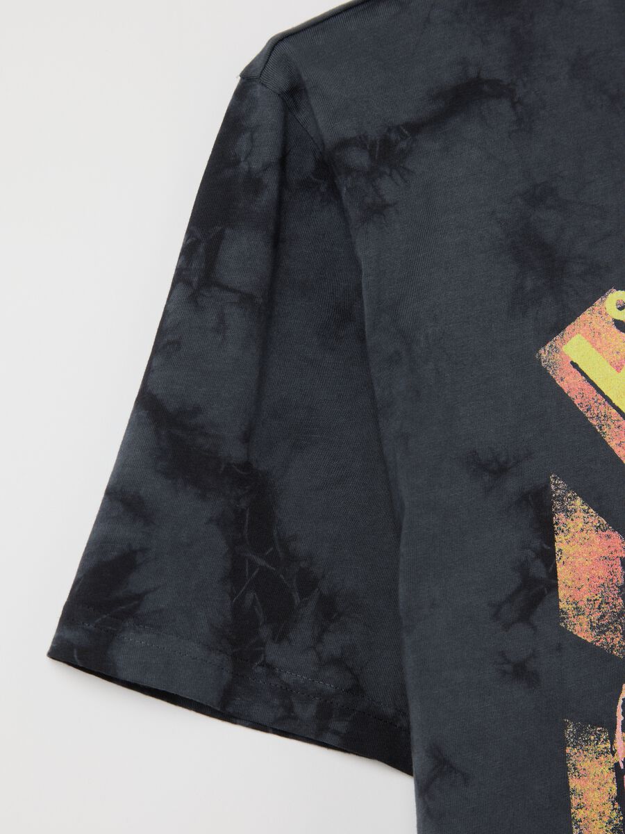 Tie-dye T-shirt with Pink Floyd print_5