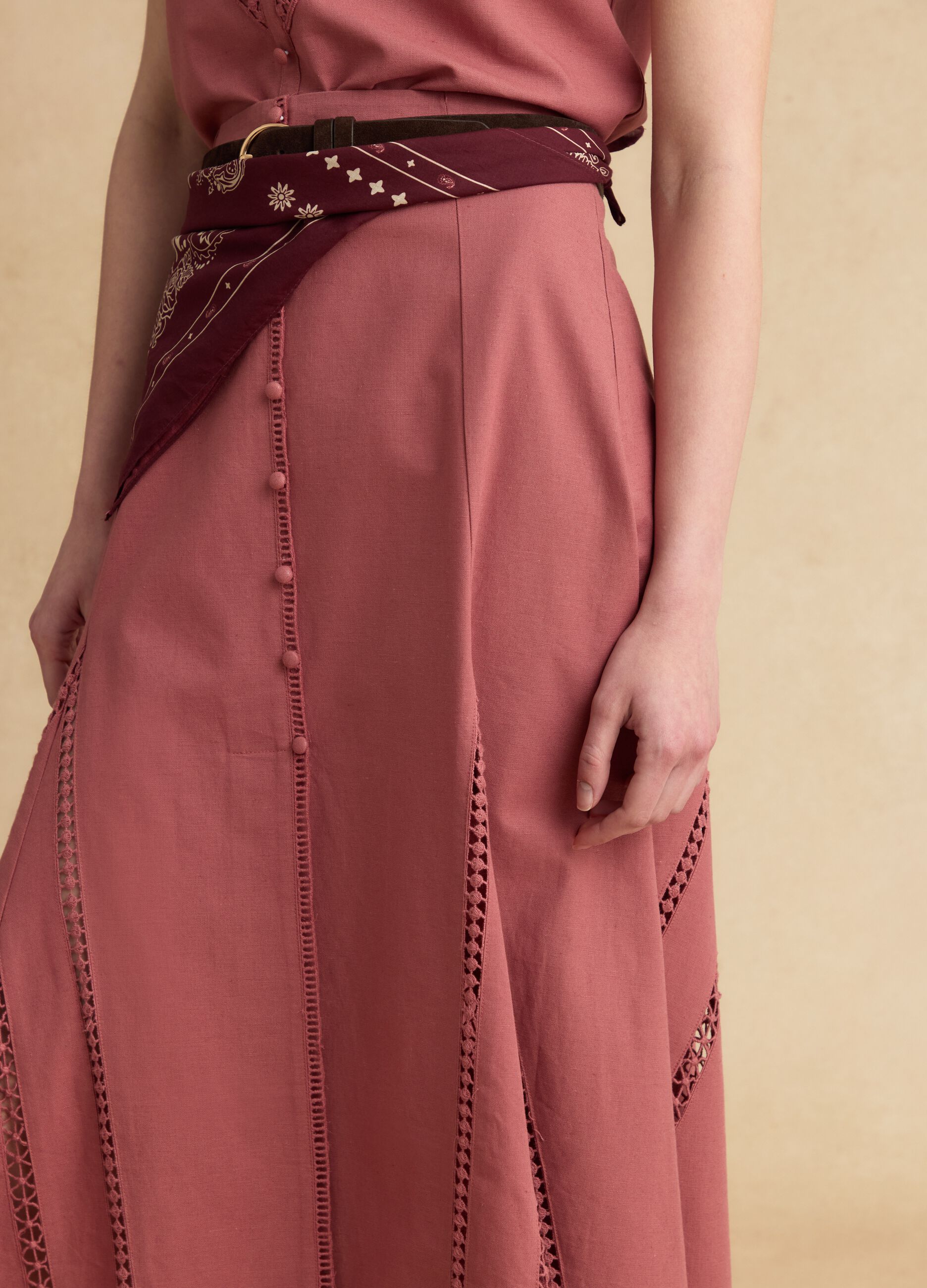 Pink cotton-linen blend skirt with openwork detailing