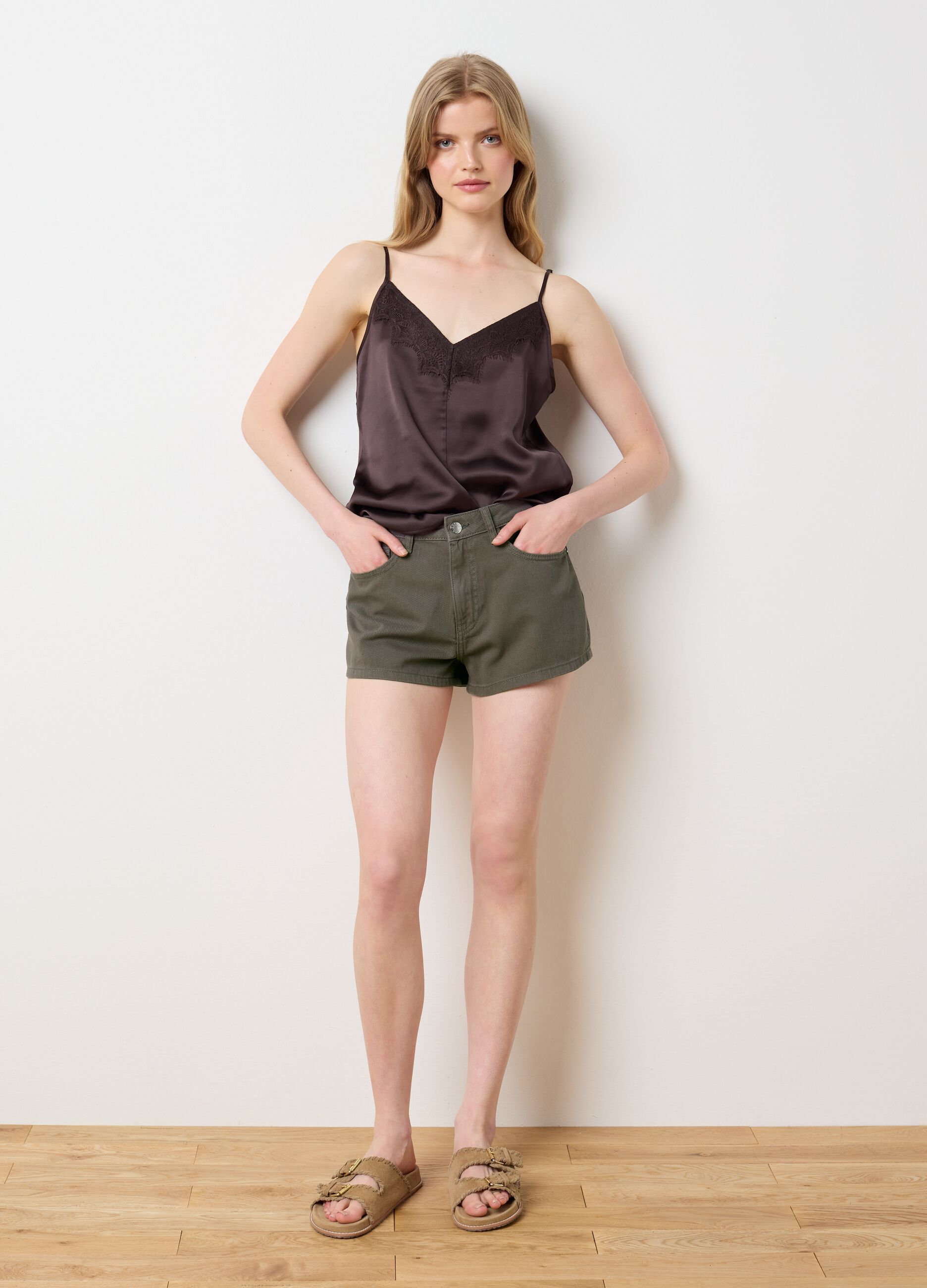 Shorts grigi da donna in puro cotone regular fit