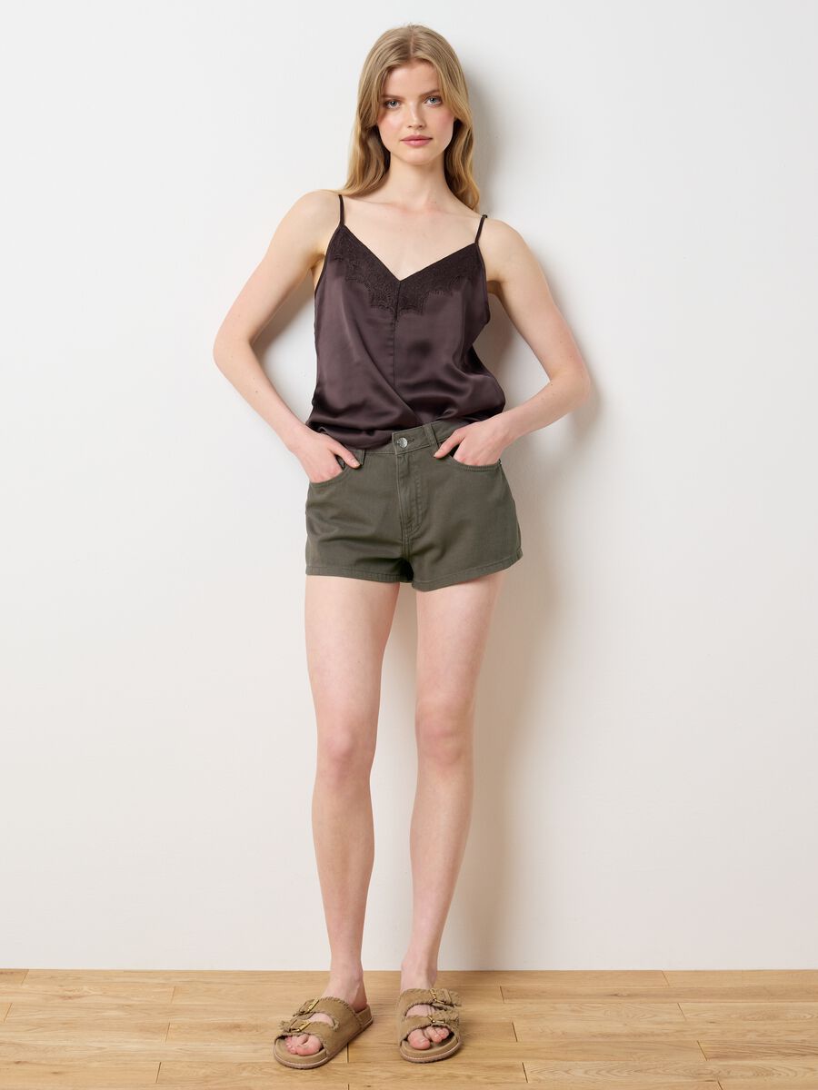 Women's grey cotton shorts in regular fit_0