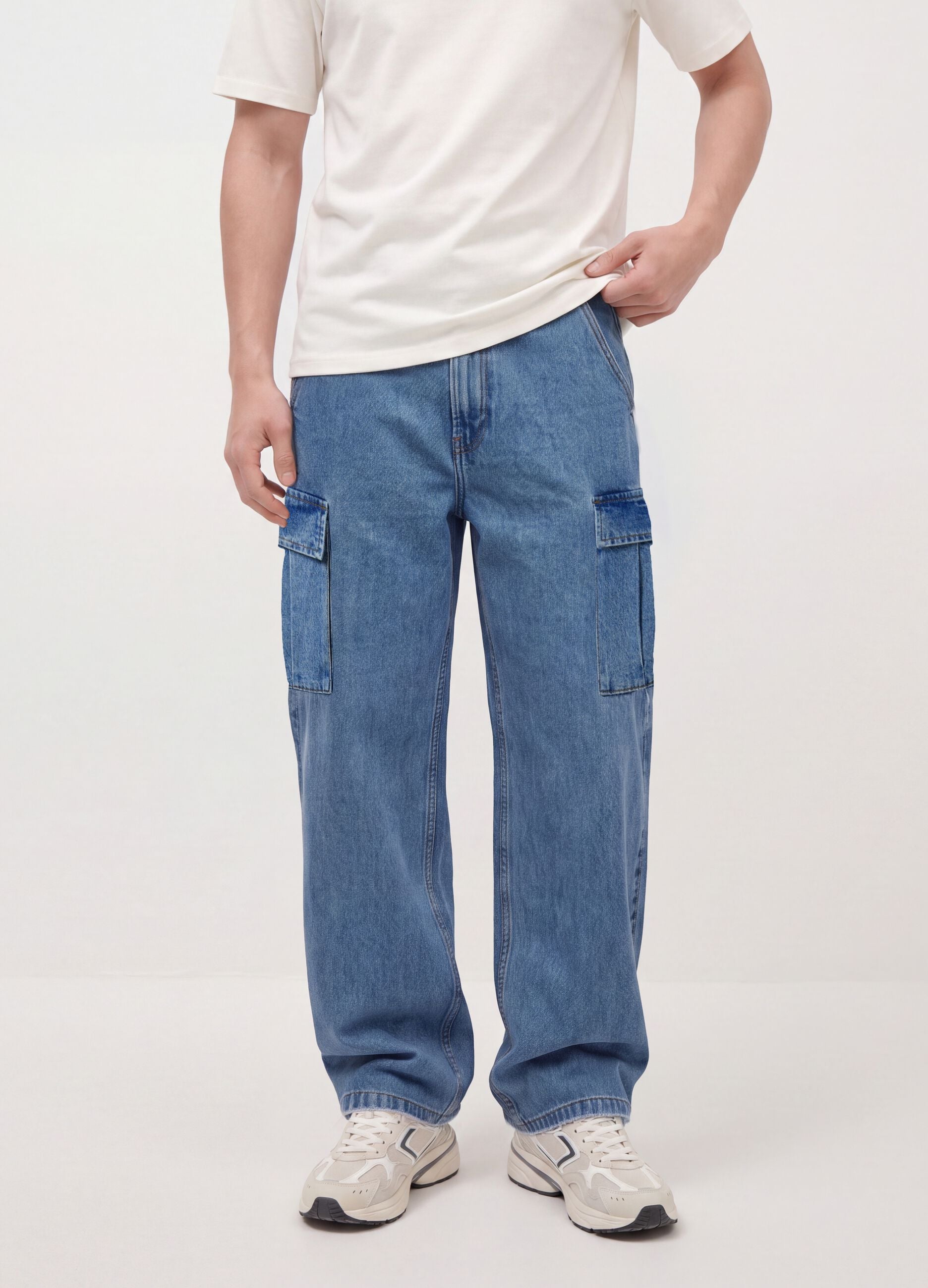 Blue pure cotton wide-leg cargo jeans