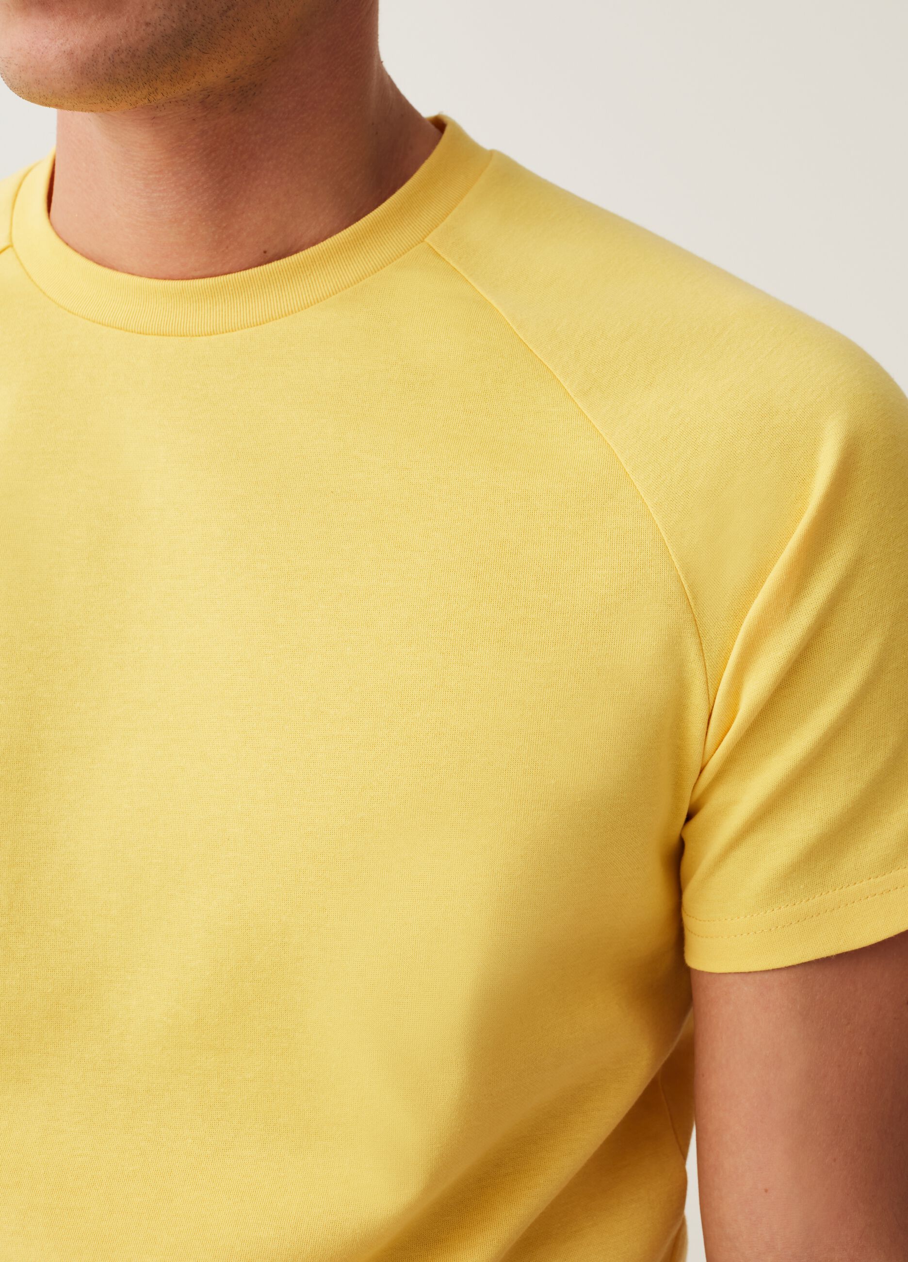 T-shirt maniche raglan in tessuto traspirante OVS Tech_3