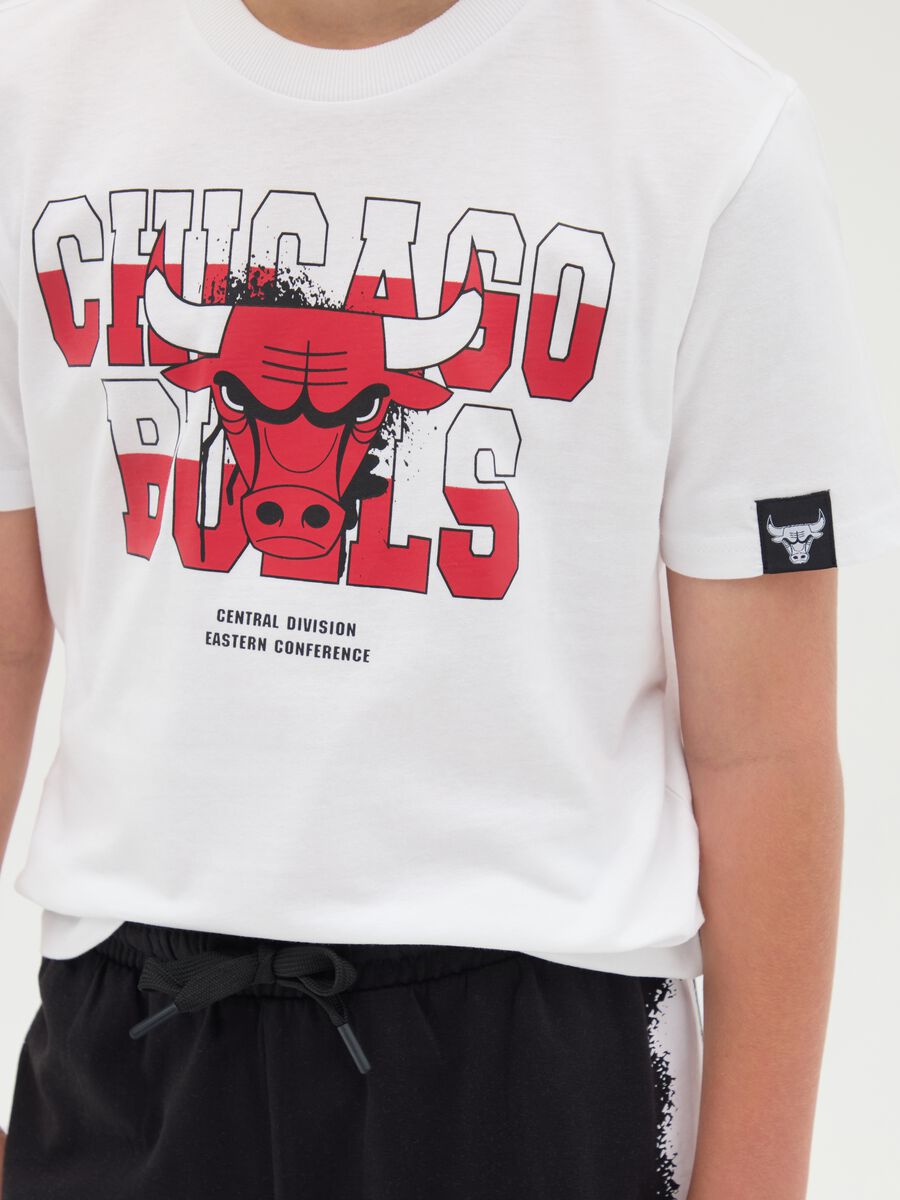 Completo da ragazzo in puro cotone multicolor regular fit con logo Chicago Bulls_2