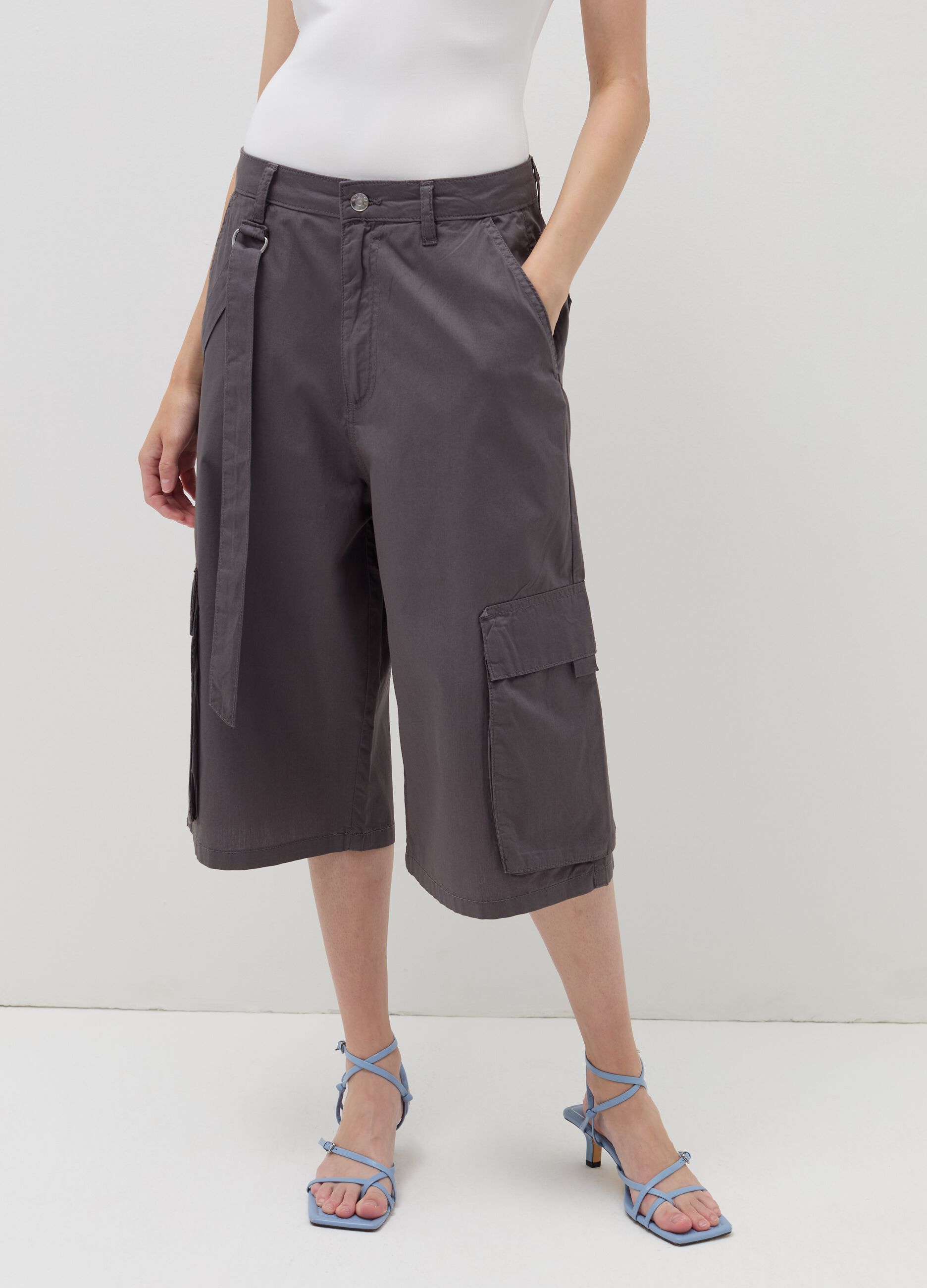 Bermuda donna al ginocchio clearance