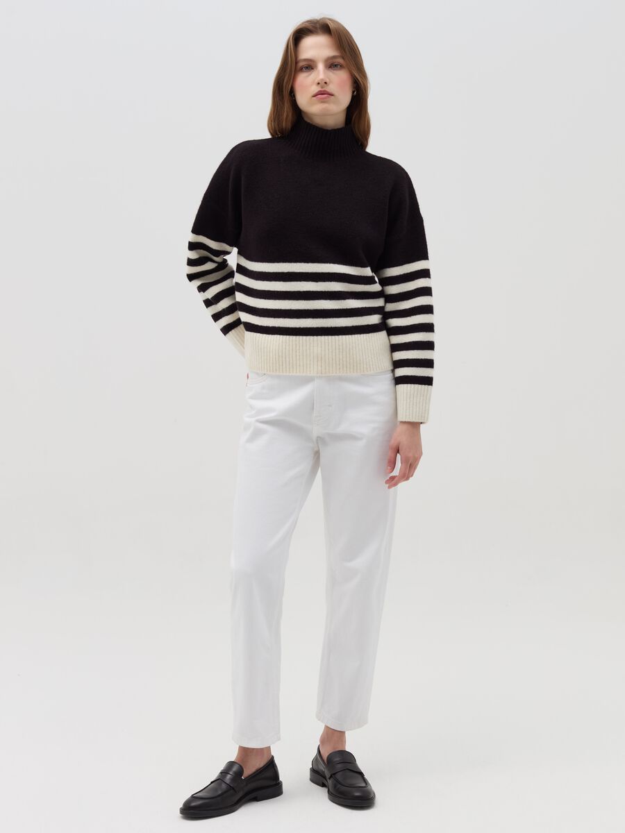 Striped high-neck pullover_1