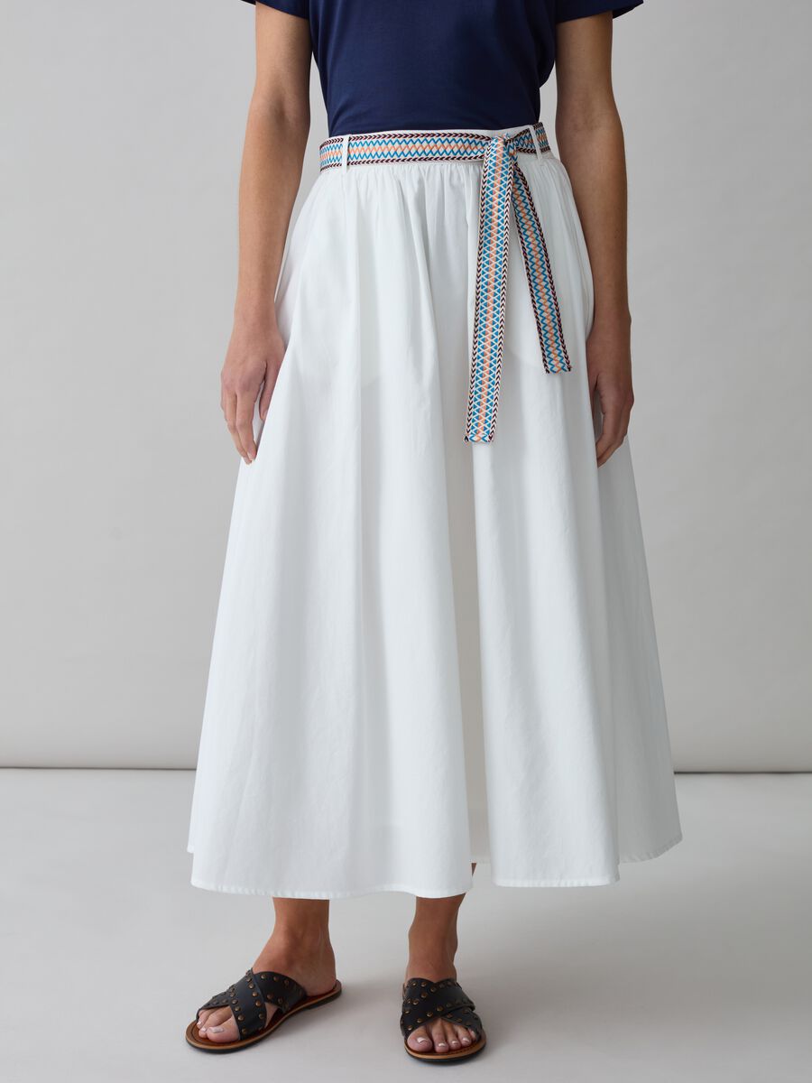 Long skirt with ethnic belt_1