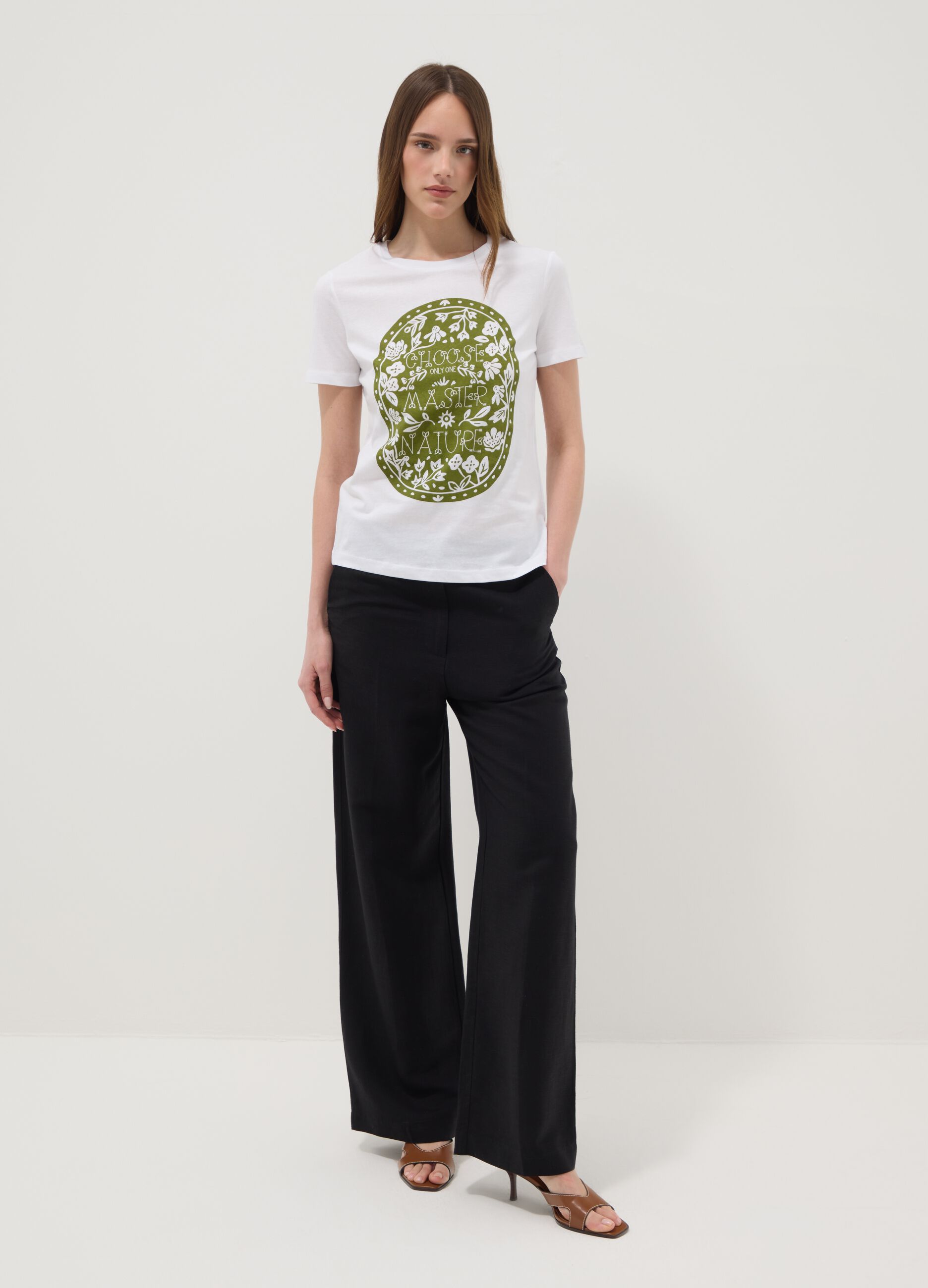 Regular fit white pure cotton T-shirt with print